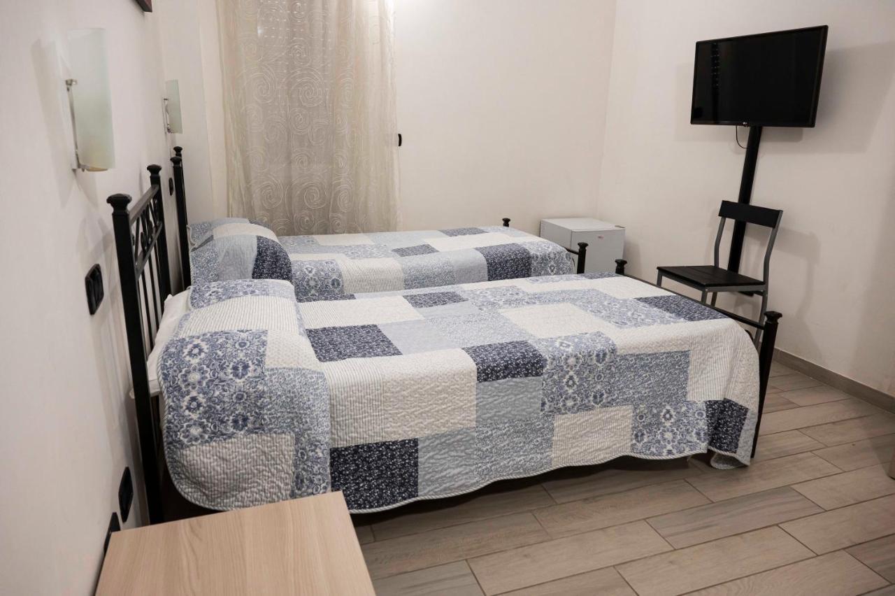 Il Giardino Dell'Eden Bed & Breakfast Acilia Luaran gambar