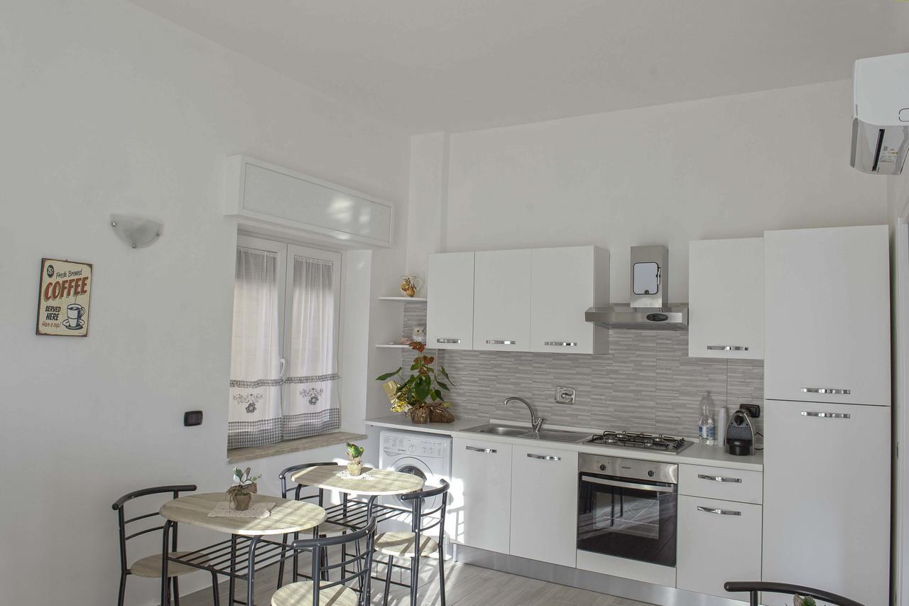 Il Giardino Dell'Eden Bed & Breakfast Acilia Luaran gambar